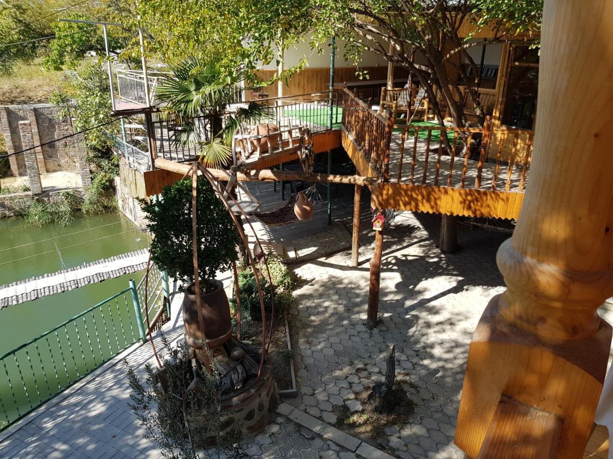 Amiran'S Lake Hotel Тбилиси Екстериор снимка
